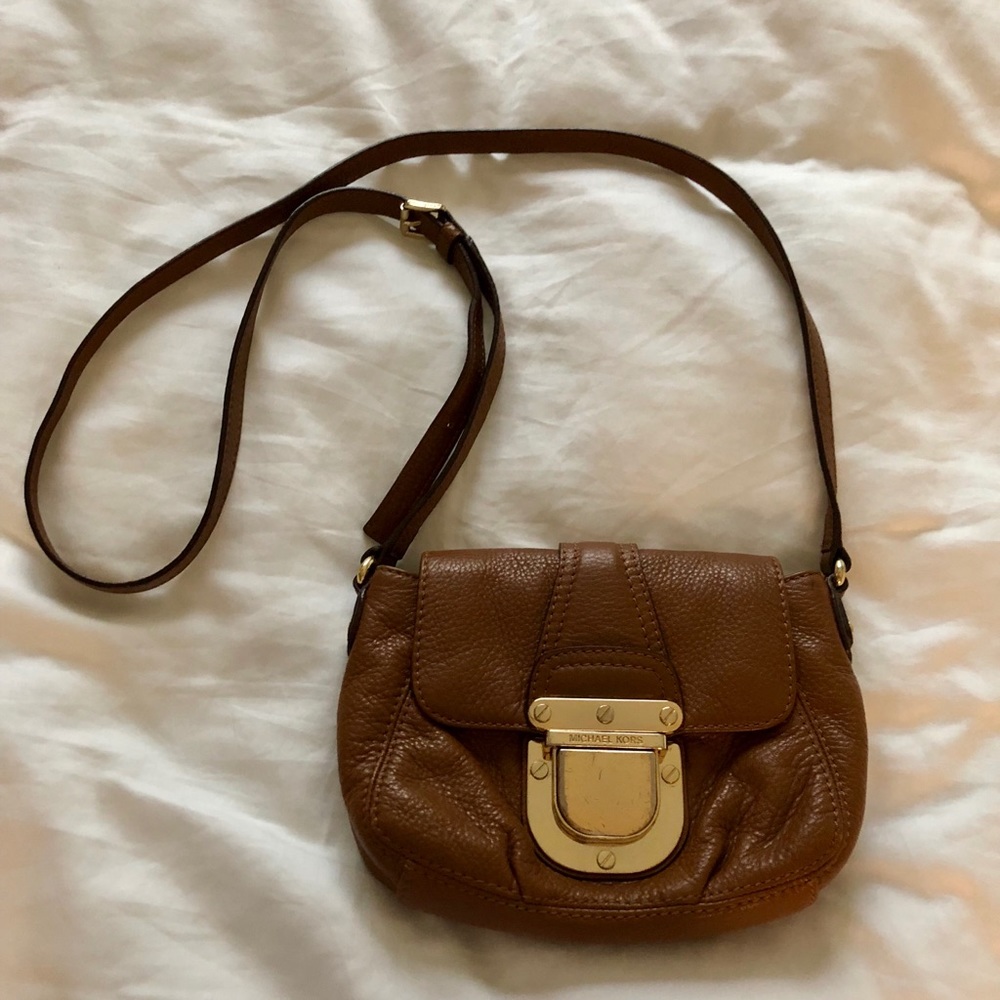 Michael Kors Crossbody!
